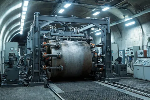 Drum fatigue tunnel for vibratory rollers